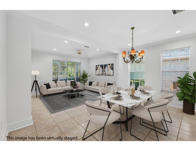 814 Carolina Circle SW, Vero Beach, FL 32962