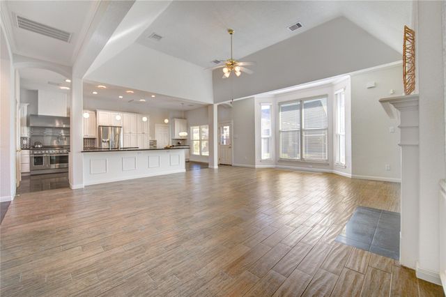 309 Oak Creek Drive, League City, TX 77573