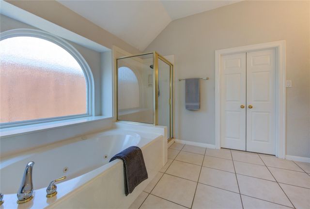 309 Oak Creek Drive, League City, TX 77573