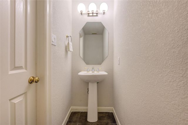 309 Oak Creek Drive, League City, TX 77573