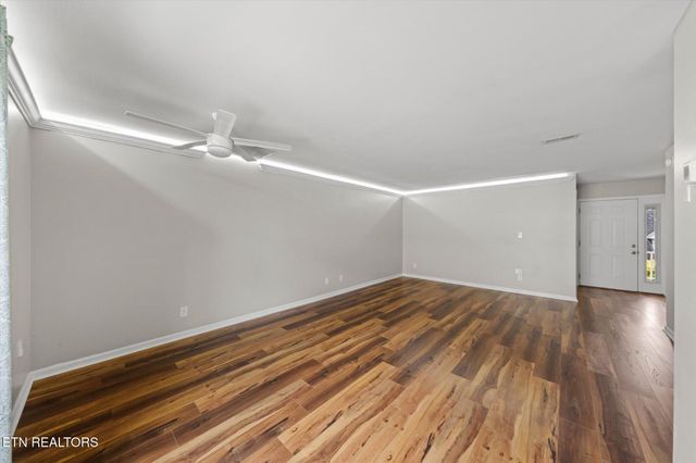 2121 Silverbrook Drive, Knoxville, TN 37923