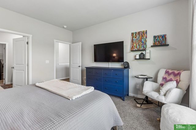 6417 Clear Creek Street, Papillion, NE 68157