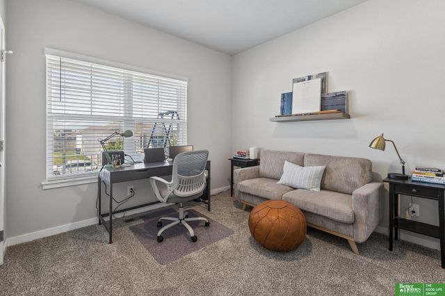 6417 Clear Creek Street, Papillion, NE 68157