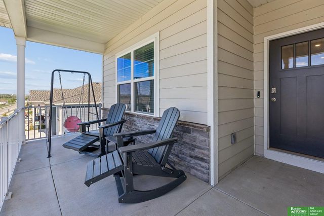 6417 Clear Creek Street, Papillion, NE 68157