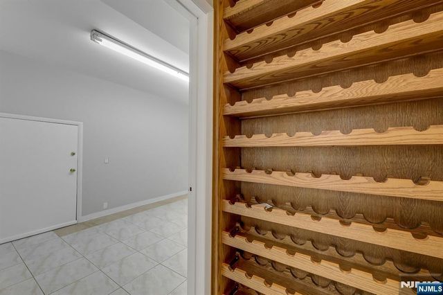 1225 River Road 2B, Edgewater, NJ 07020