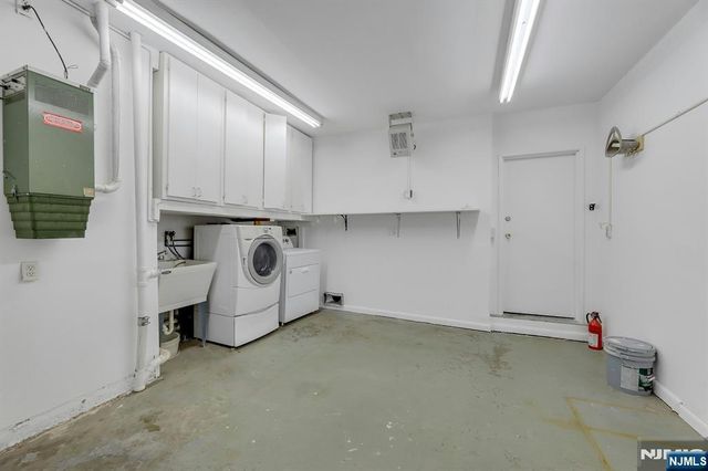 1225 River Road 2B, Edgewater, NJ 07020