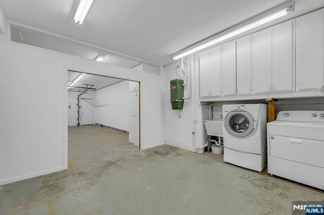 1225 River Road 2B, Edgewater, NJ 07020