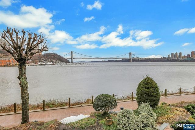 1225 River Road 2B, Edgewater, NJ 07020