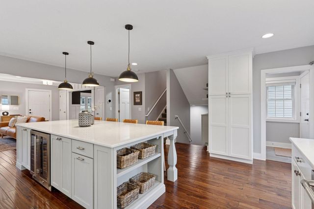 1852 James Avenue, Saint Paul, MN 55105