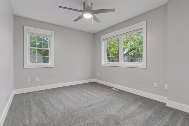 1852 James Avenue, Saint Paul, MN 55105