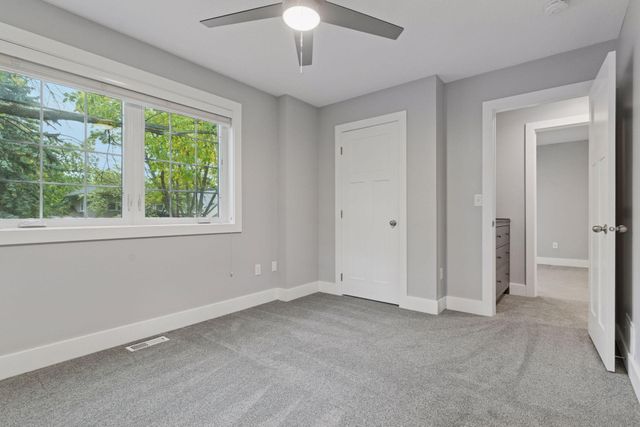 1852 James Avenue, Saint Paul, MN 55105