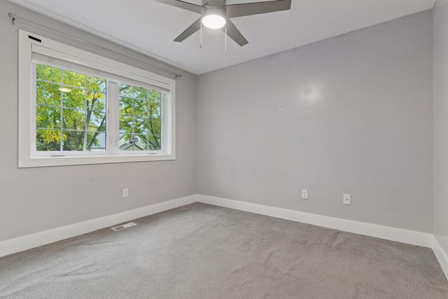 1852 James Avenue, Saint Paul, MN 55105