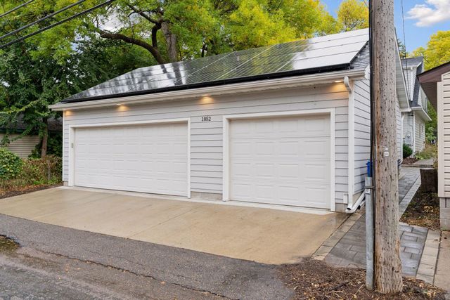 1852 James Avenue, Saint Paul, MN 55105