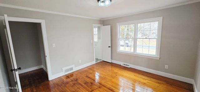 209 Hardee Circle, Greenville, NC 27858