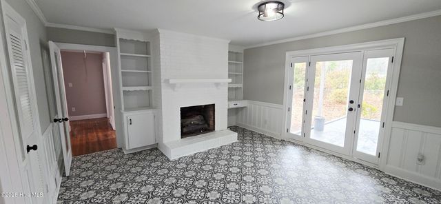 209 Hardee Circle, Greenville, NC 27858