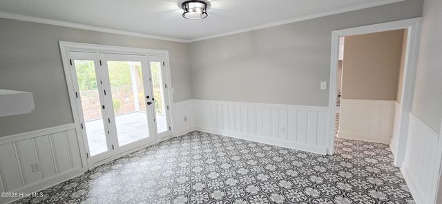 209 Hardee Circle, Greenville, NC 27858