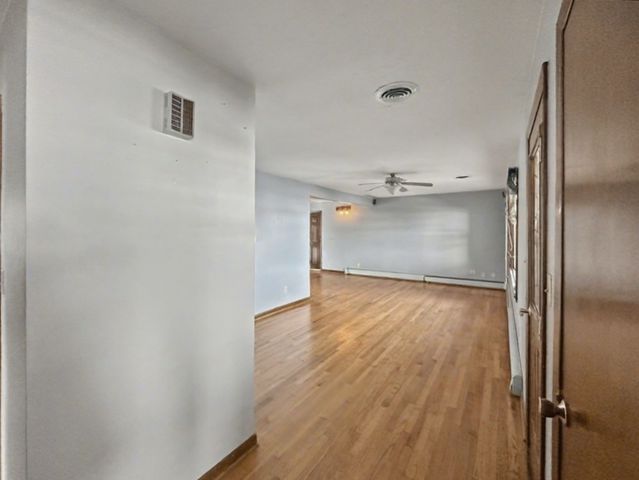 1621 N 2000 East Road, Watseka, IL 60970