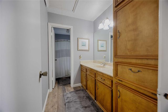 2745 Holub Road, Schulenburg, TX 78956
