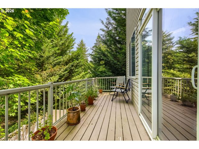 14800 Sw KRAFT Loop, Portland, OR 97223