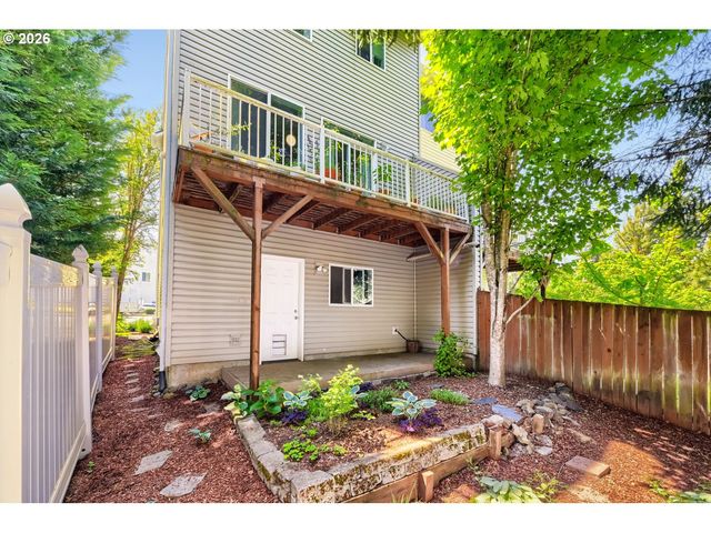 14800 Sw KRAFT Loop, Portland, OR 97223