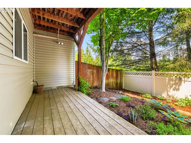 14800 Sw KRAFT Loop, Portland, OR 97223