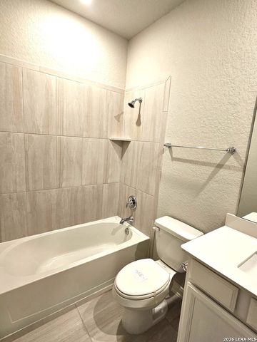 17027 BARKER PATH, San Antonio, TX 78247