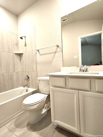 17027 BARKER PATH, San Antonio, TX 78247