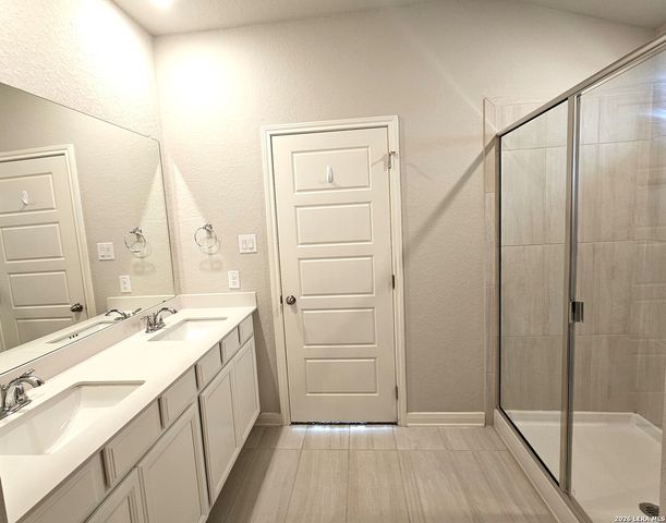 17027 BARKER PATH, San Antonio, TX 78247