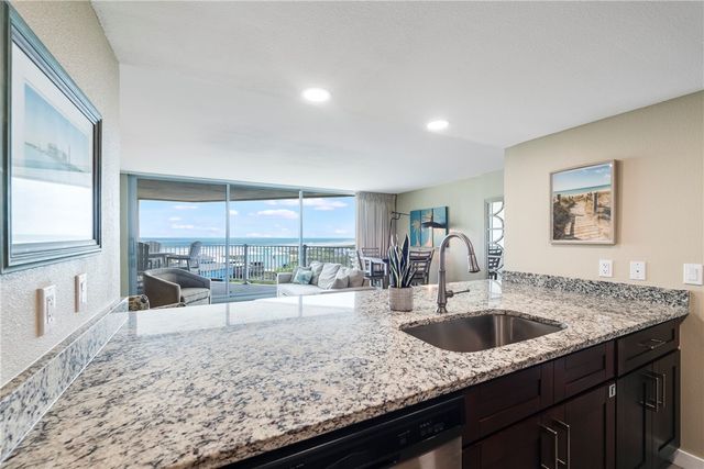 800 Sandcastle Dr 530, Port Aransas, TX 78373
