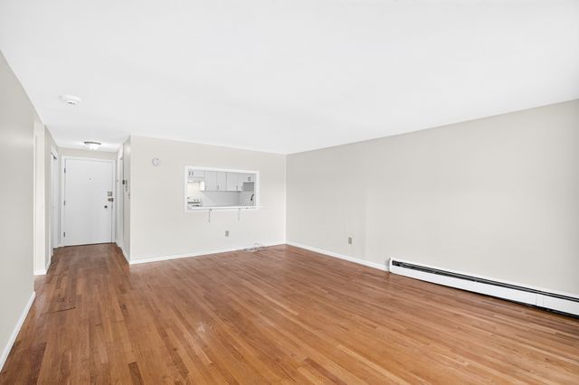 121 Tremont St C6, Boston, MA 02135
