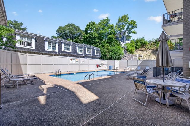 121 Tremont St C6, Boston, MA 02135