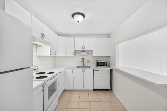 121 Tremont St C6, Boston, MA 02135