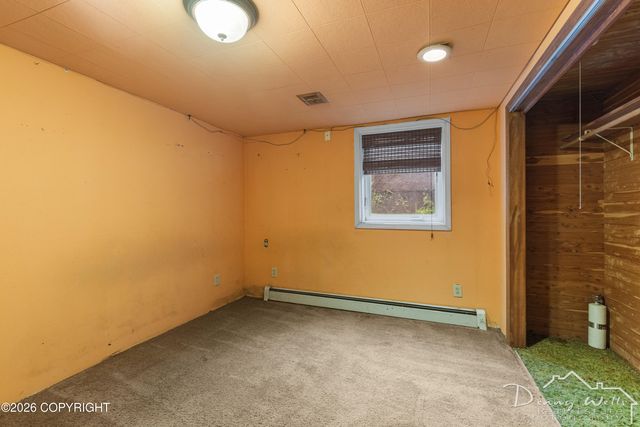 1012 E 9th Avenue, Anchorage, AK 99501