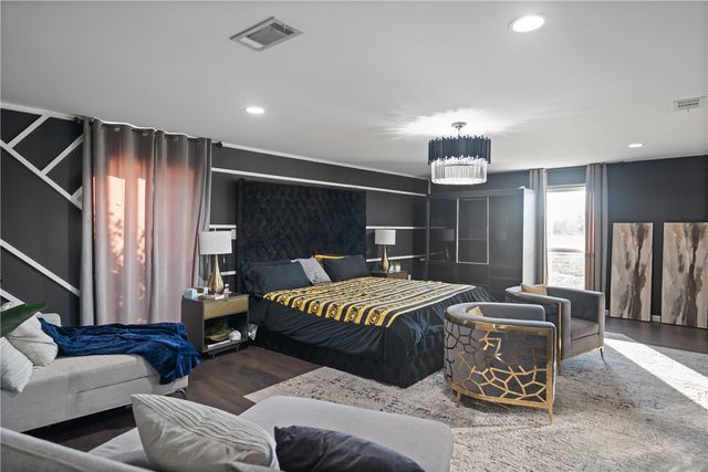 43910 Highway 290 Business, Prairie View, TX 77484