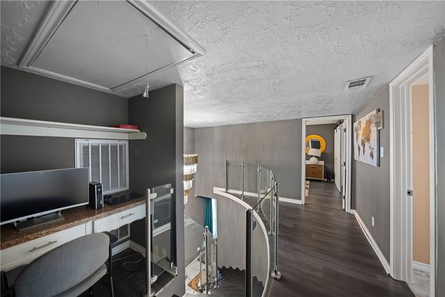 43910 Highway 290 Business, Prairie View, TX 77484