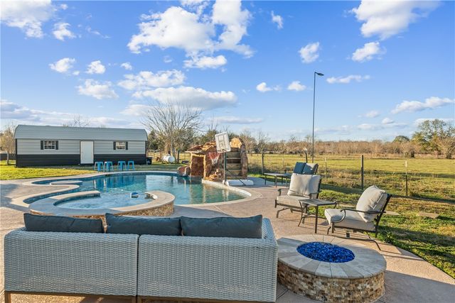 43910 Highway 290 Business, Prairie View, TX 77484