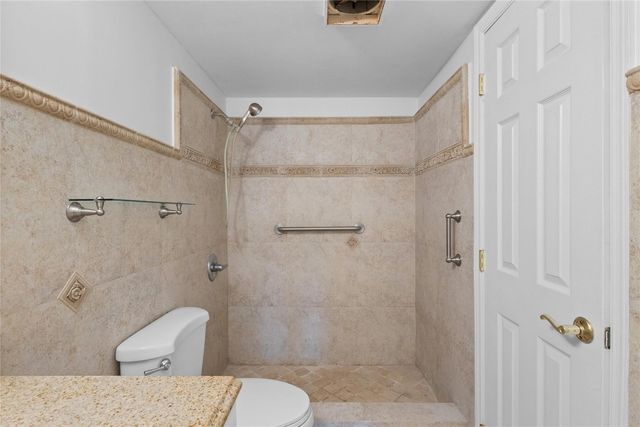 1965 SE 5th Court 104, Pompano Beach, FL 33060