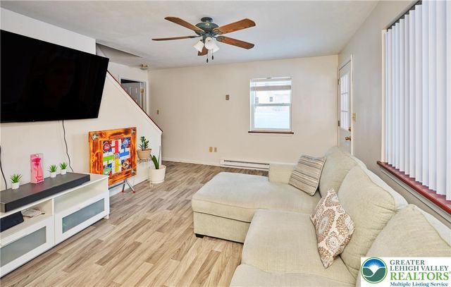 1216 Dogwood Lane, Lehman Twp, PA 18324