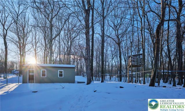 1216 Dogwood Lane, Lehman Twp, PA 18324