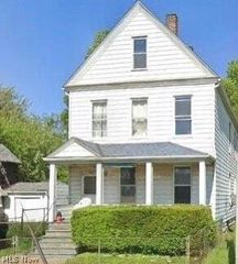 985 E 74th Street, Cleveland, OH 44103
