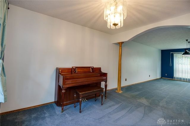 8930 Century Lane, Dayton, OH 45424