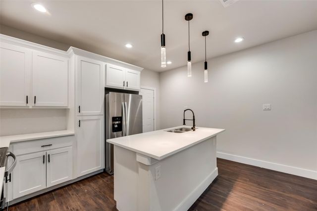 4024 Colonial Avenue, Dallas, TX 75215