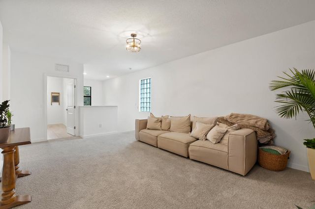 7102 Rockwood Road, Jupiter, FL 33458