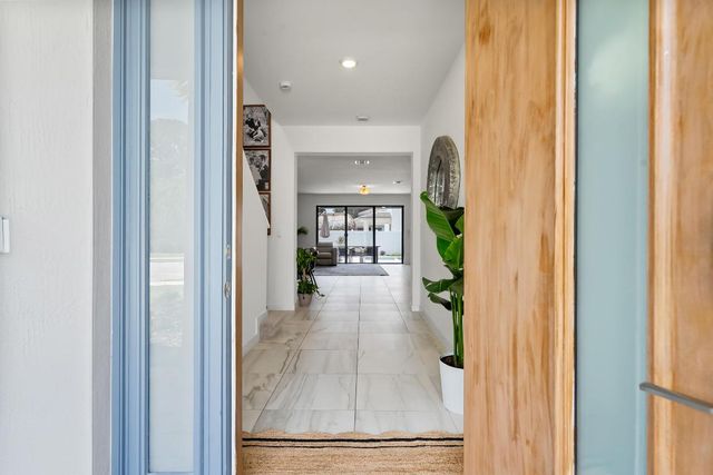 7102 Rockwood Road, Jupiter, FL 33458