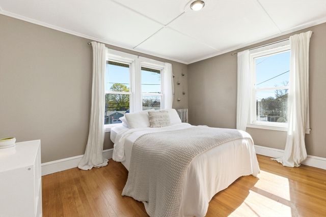 836 Lynnfield Street, Lynnfield, MA 01940