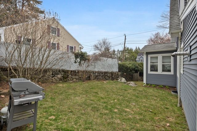 836 Lynnfield Street, Lynnfield, MA 01940