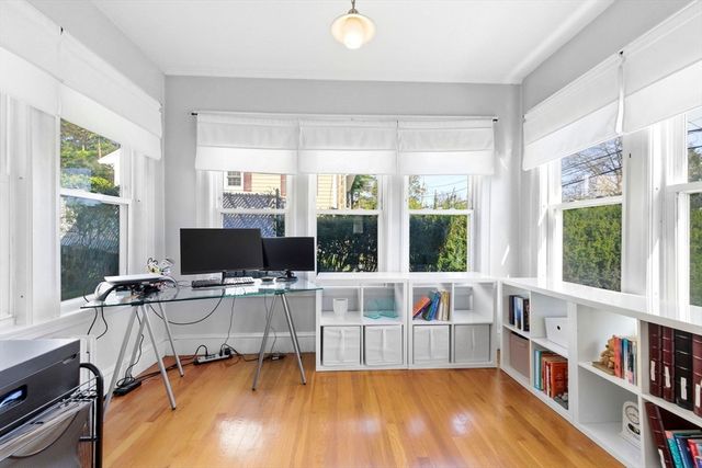 836 Lynnfield Street, Lynnfield, MA 01940