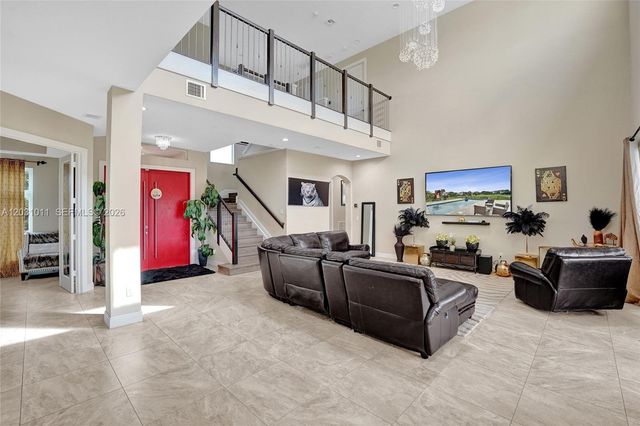 6804 N Stillwater Shores Drive, Davie, FL 33314
