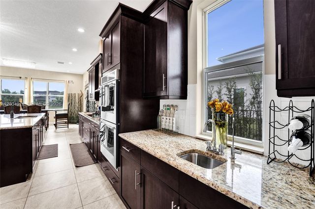 6804 N Stillwater Shores Drive, Davie, FL 33314