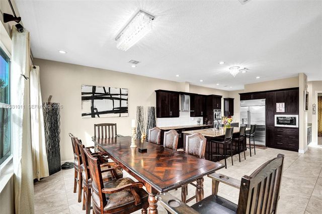 6804 N Stillwater Shores Drive, Davie, FL 33314